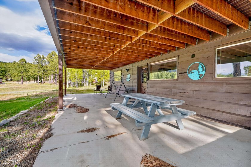 There's a moment, usually sometime around the second or third - photo 30