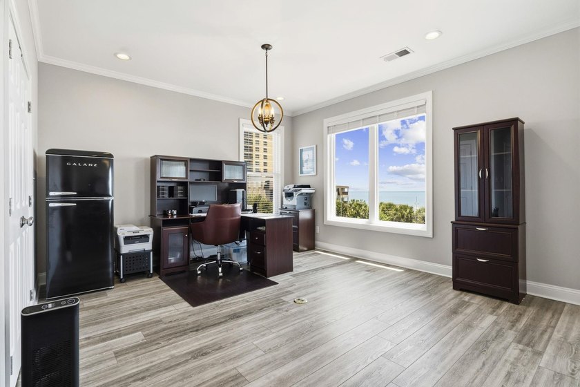 Five-bedroom, three-and-a-half-bathroom oceanfront estate with - photo 46
