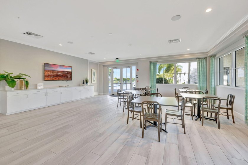 Welcome to this beautifully upgraded waterfront residence in - photo 46