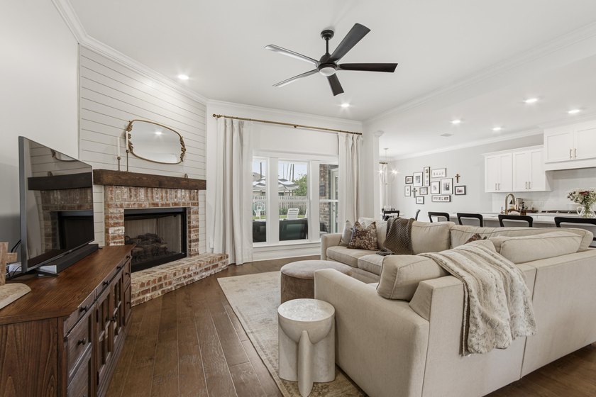 Welcome to your private resort-style retreat in the highly - photo 13