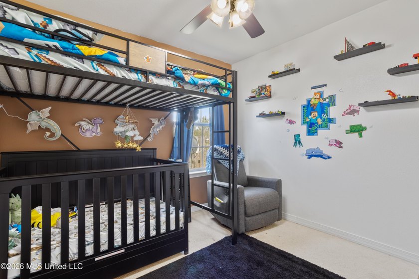 Welcome home to this charming 3-bedroom home offering comfort - photo 21