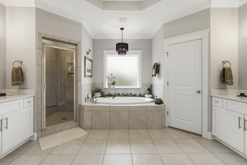 Welcome to your private resort-style retreat in the highly - photo 22