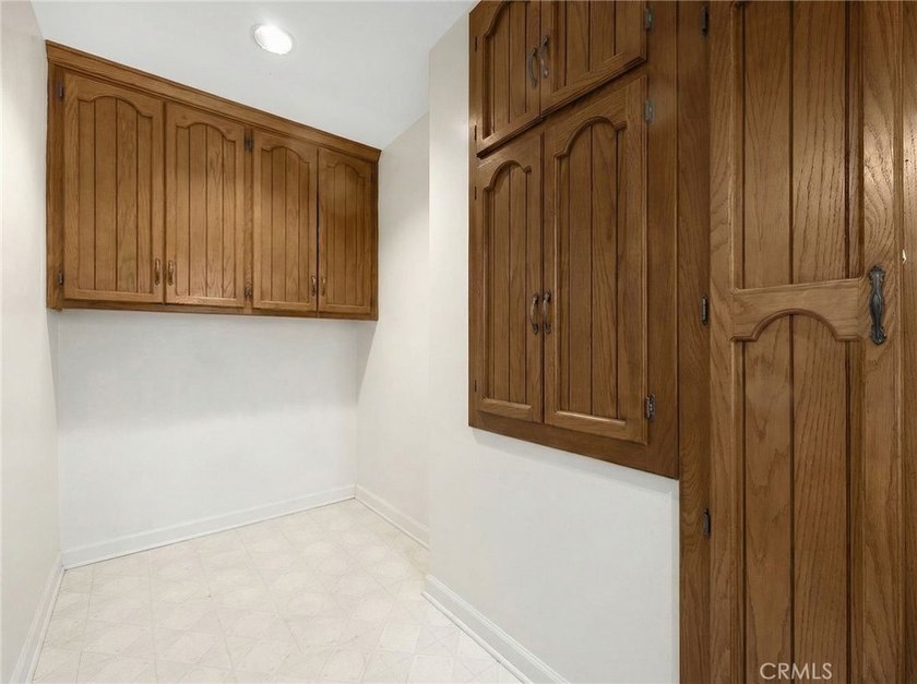 Charming 2-Bedroom, 1-Bath Home Situated on a spacious lot in - photo 10