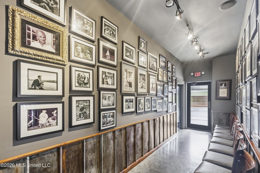 Luxury Restaurant - Event Venue - Hospitality Investment - photo 18