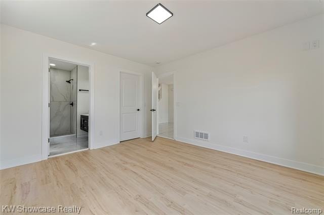 Welcome to this beautifully maintained home nestled in the heart - photo 27