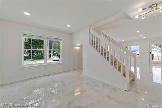 Welcome to this beautifully maintained home nestled in the heart - photo 31