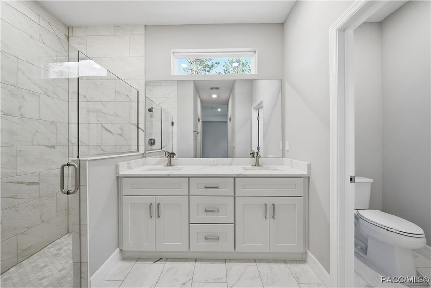 BEAUTIFUL 2025 NEW BUILD with 4 BEDROOMS 3 BATHROOMS + 3 Car - photo 6