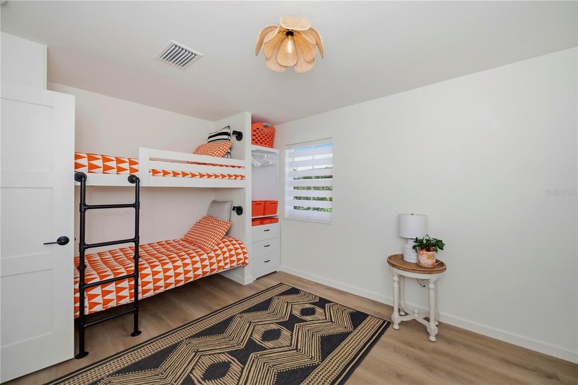 Experience the ultimate in SERENE saltwater lake living with one - photo 23