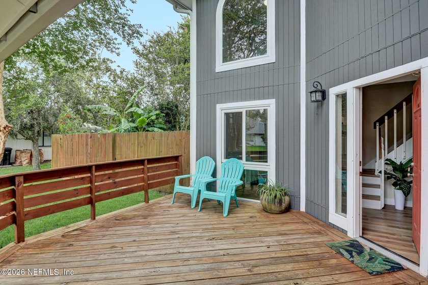 Step inside 2178 Aztec Drive West .This four-bedroom - photo 3