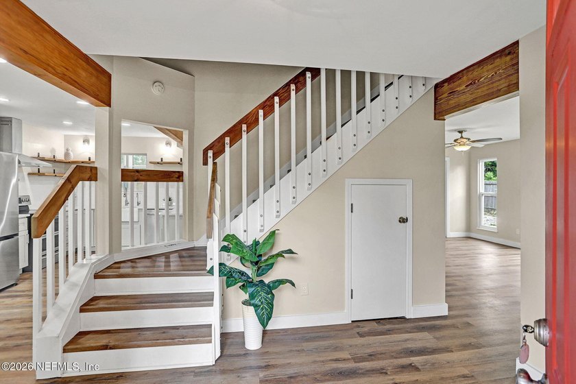Step inside 2178 Aztec Drive West .This four-bedroom - photo 6