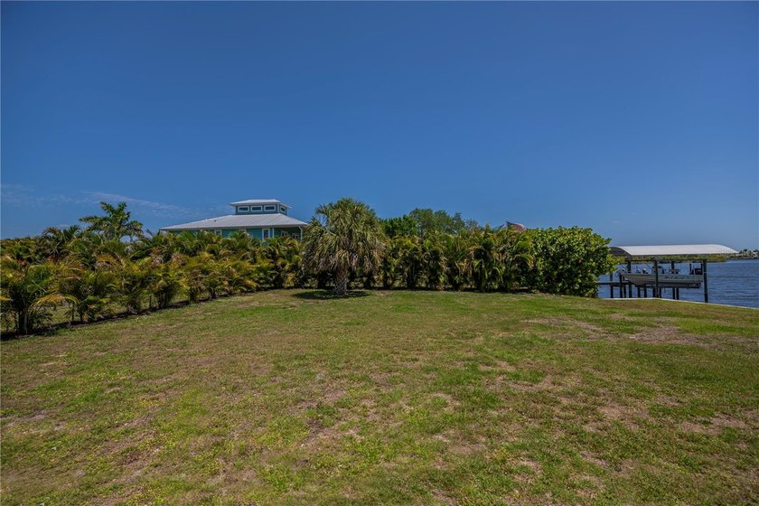 Experience the ultimate in SERENE saltwater lake living with one - photo 33