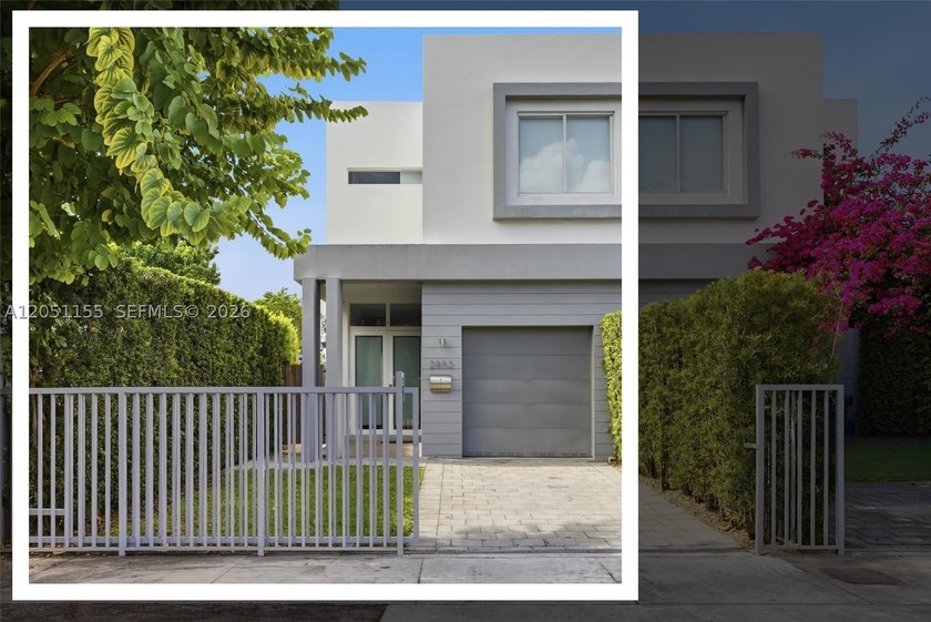 Gorgeous and spacious 3 bed and 3.5 bath townhouse with pool - photo 5