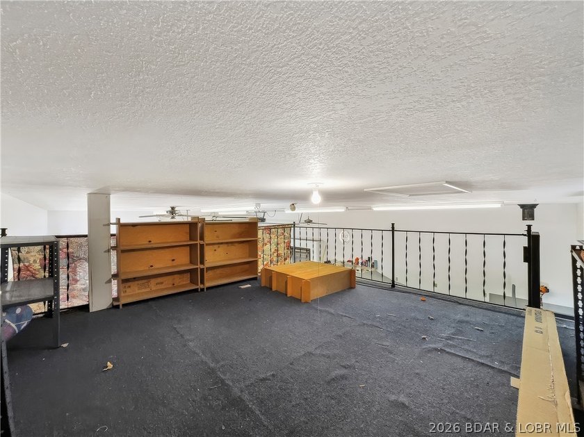 Great property for a Hobby Shop, Boat Storage or week-end - photo 16