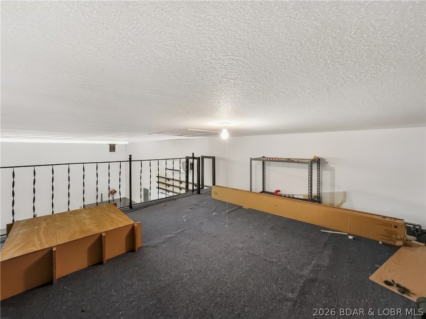 Great property for a Hobby Shop, Boat Storage or week-end - photo 17