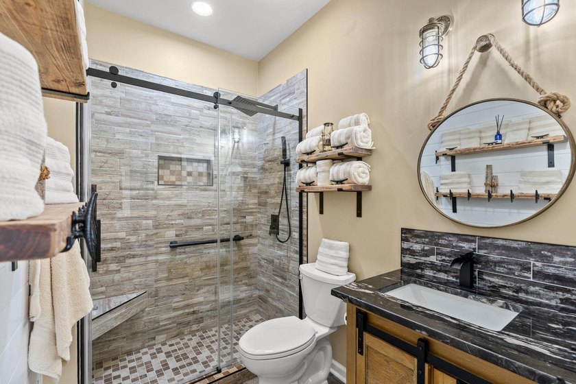 Fully Renovated Top-Floor Oasis with amazing ICW Views - - photo 18
