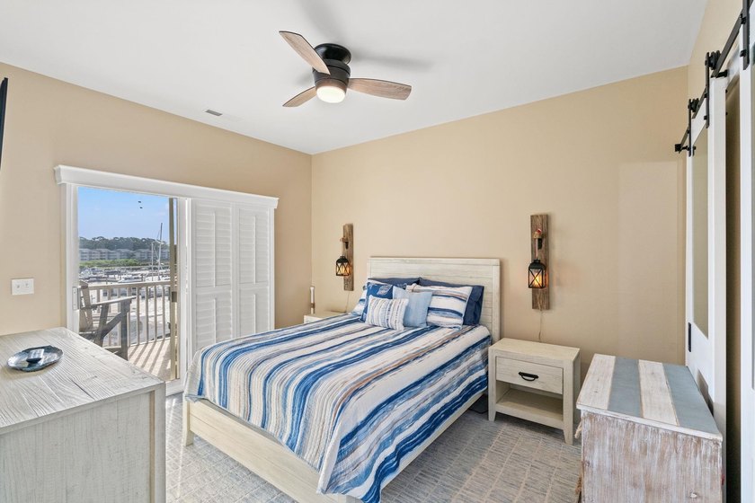 Fully Renovated Top-Floor Oasis with amazing ICW Views - - photo 20