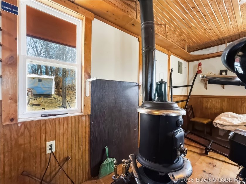 Great property for a Hobby Shop, Boat Storage or week-end - photo 25