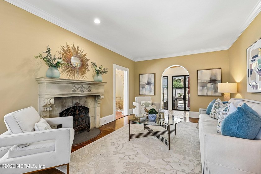 This exquisite block and stucco Mediterranean style home was - photo 8