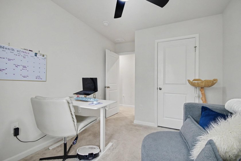 Welcome to your next home or investment opportunity! This - photo 24