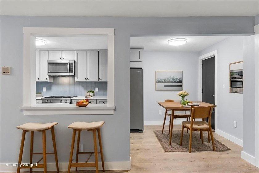 Stunning 2026 Renovation ~ Kitchen, Bath, Lighting, Windows - photo 8