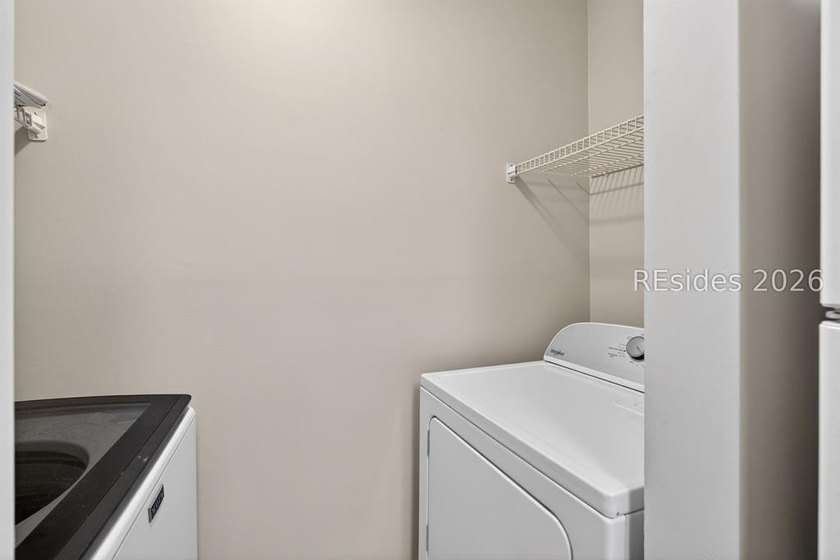 Lovely villa on the south end perfect for full-time residents or - photo 11