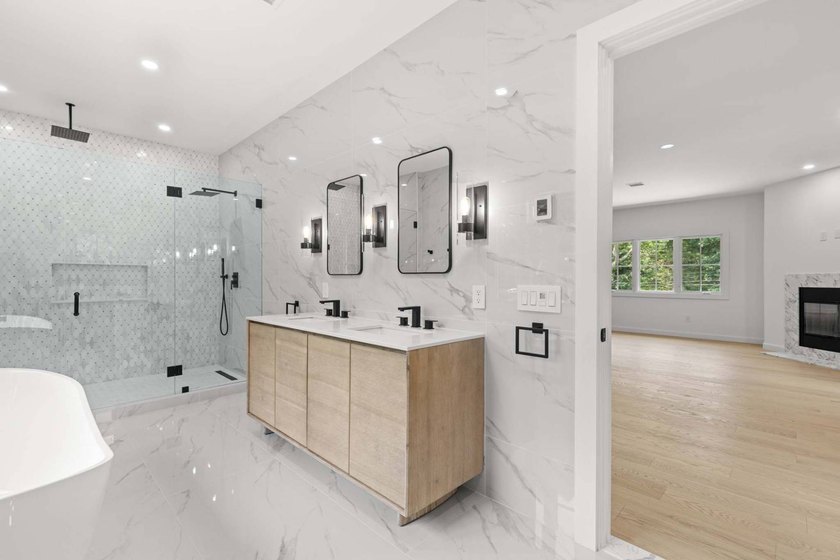 New custom home that blends modern and traditional living - photo 23