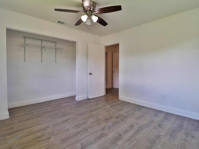 Prime investment opportunity at 3024 W Dixie Blvd, Fort Pierce! - photo 4