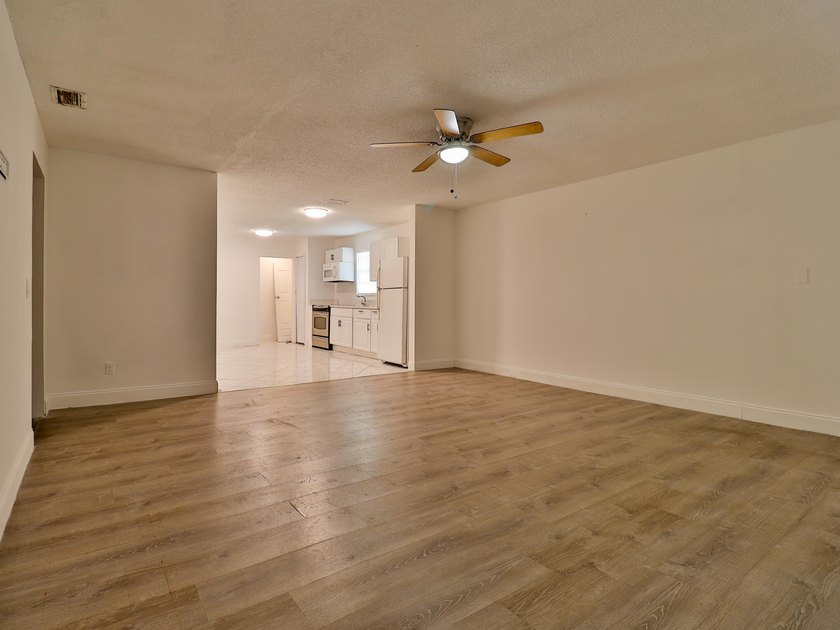 Prime investment opportunity at 3024 W Dixie Blvd, Fort Pierce! - photo 6