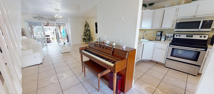 Welcome to 217 Foxtail Dr, G, a charming property offering - photo 6