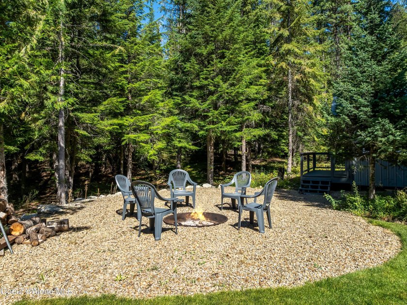 Beautiful all-season 3bd/2ba home on 5 secluded acres at Priest - photo 11
