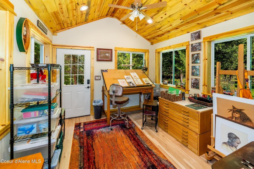 Beautiful all-season 3bd/2ba home on 5 secluded acres at Priest - photo 31