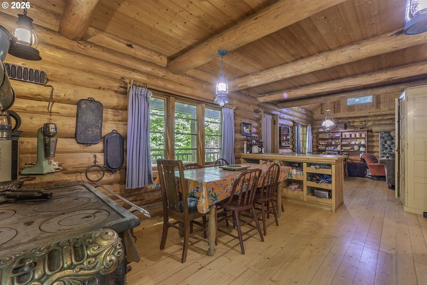 Experience a unique log cabin getaway at Fishhawk Lake, built - photo 12