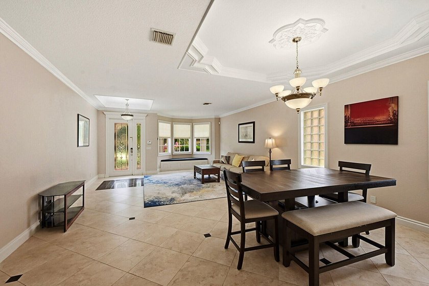 Welcome to this beautifully appointed home, offering the perfect - photo 14