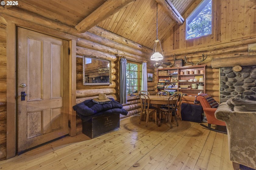 Experience a unique log cabin getaway at Fishhawk Lake, built - photo 15