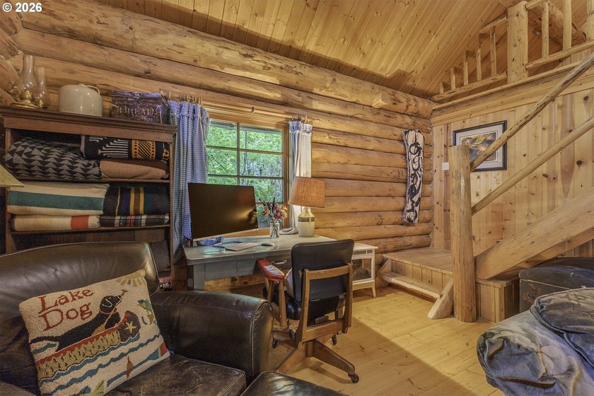 Experience a unique log cabin getaway at Fishhawk Lake, built - photo 18