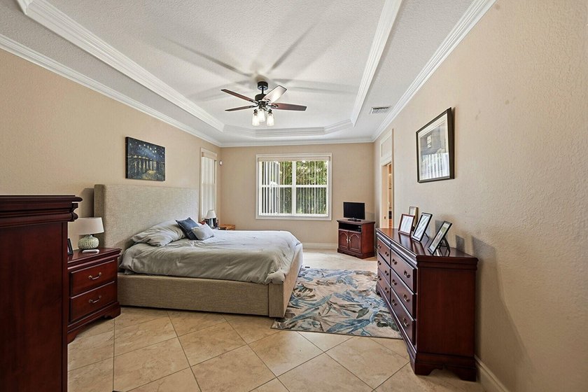 Welcome to this beautifully appointed home, offering the perfect - photo 21