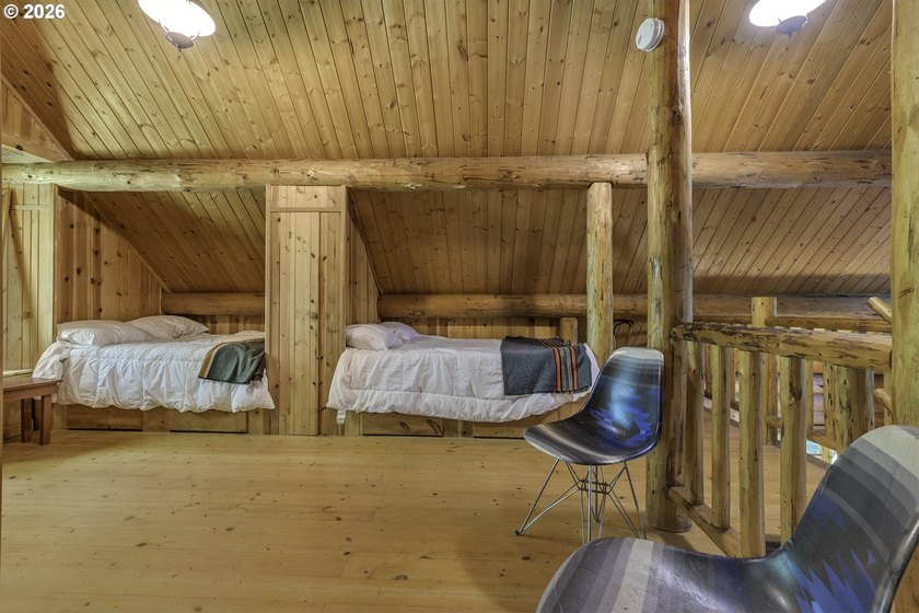 Experience a unique log cabin getaway at Fishhawk Lake, built - photo 25