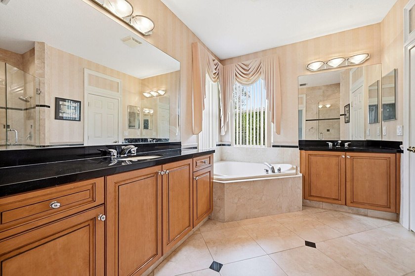 Welcome to this beautifully appointed home, offering the perfect - photo 26