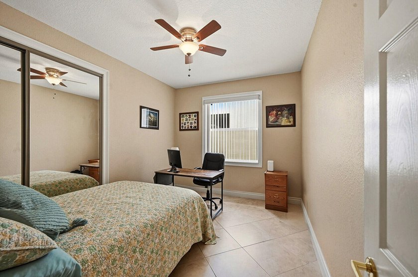 Welcome to this beautifully appointed home, offering the perfect - photo 29