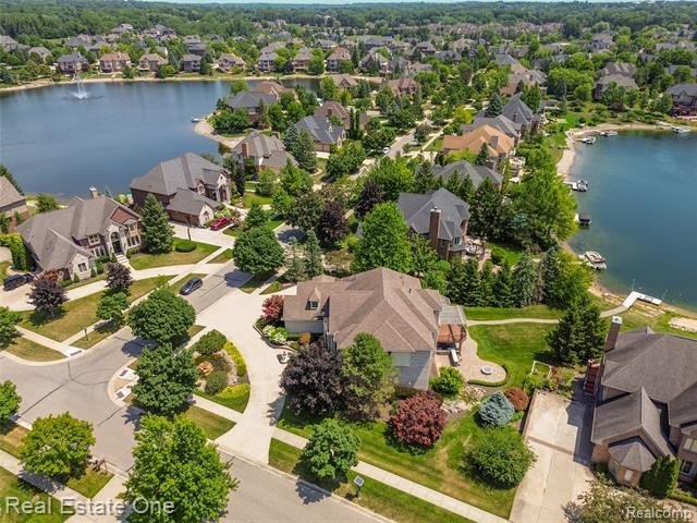 Experience unparalleled luxury in Northville's prestigious - photo 8