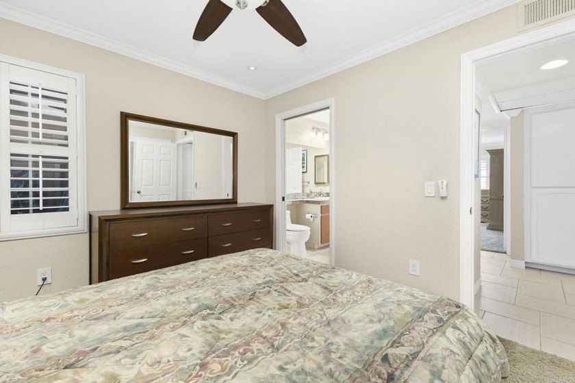 Enjoy stunning harbor and airport views from the living room - photo 23