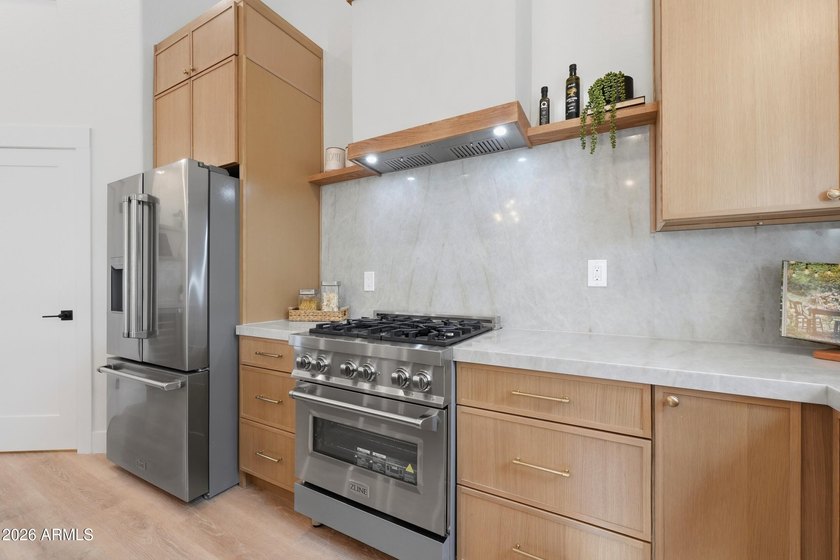 Fully remodeled luxury home in Las Sendas featuring designer - photo 9