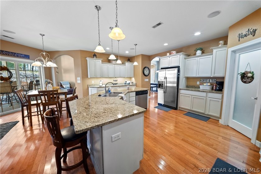 Welcome to your perfect Lake of the Ozarks retreat! This - photo 19