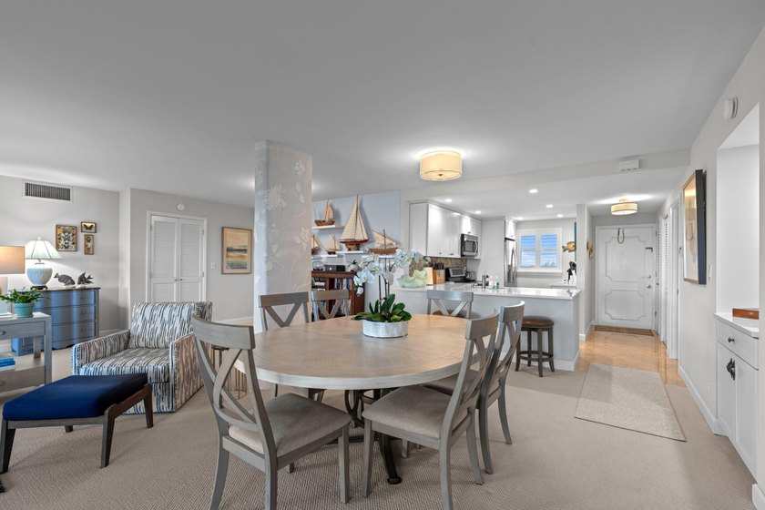 Rare opportunity to own a truly one-of-a-kind residence in one - photo 5