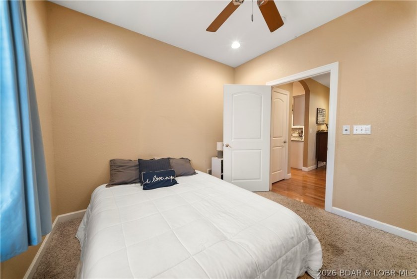 Welcome to your perfect Lake of the Ozarks retreat! This - photo 41