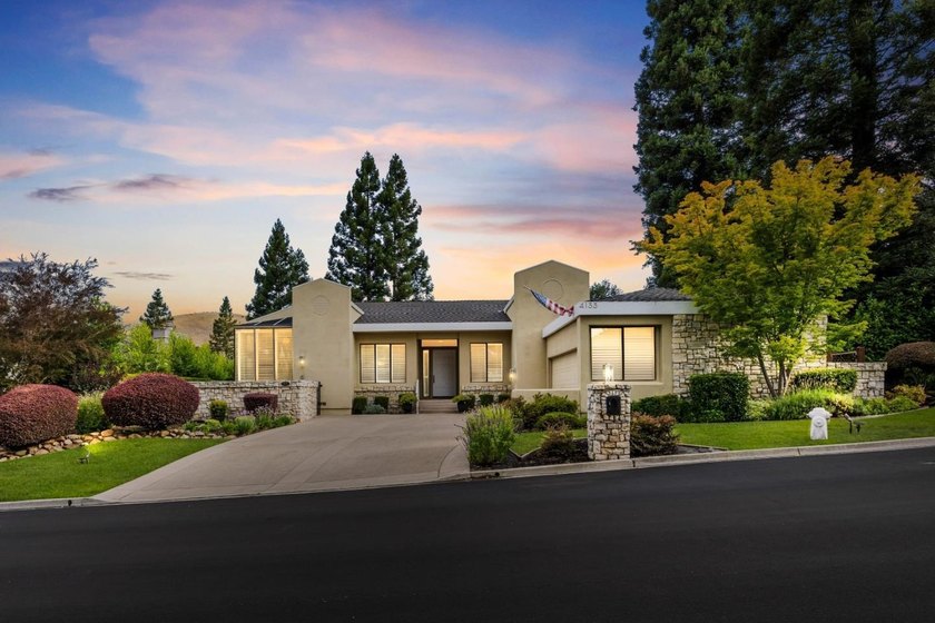 Rarely available, this elegant single-story residence enjoys - photo 39