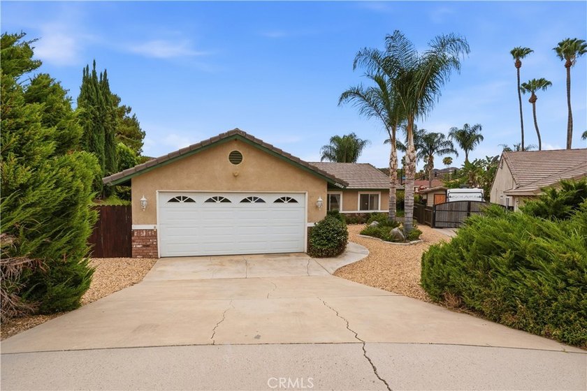 Charming Single Story home in the Gated Community of Canyon - photo 4