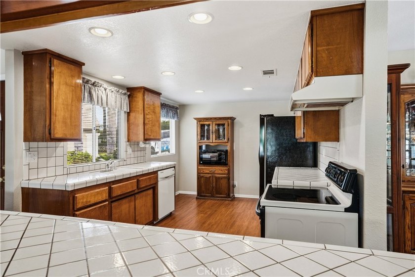 Charming Single Story home in the Gated Community of Canyon - photo 9