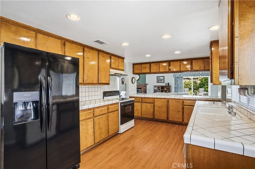 Charming Single Story home in the Gated Community of Canyon - photo 10