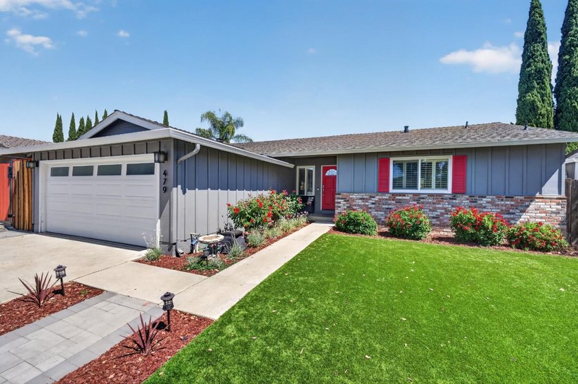 Beautiful ranch home, ideally located close to Shady Oaks Park - photo 6